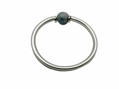 Modern Minimalist Bangle: Silver
