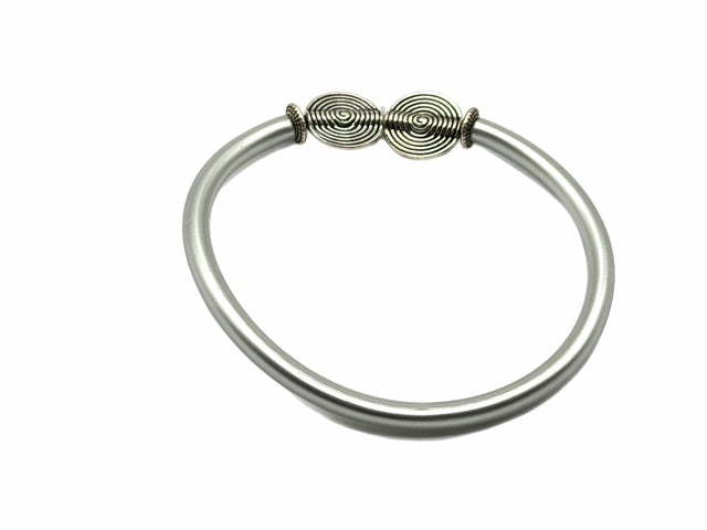 Modern Minimalist Bangle with Silver Disc Beads